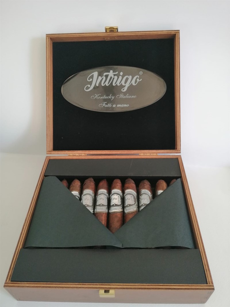 NUOVA CONFEZIONE INTRIGO